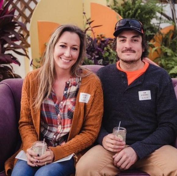 Meet your Posher, Nichole - Picture 1 of 1